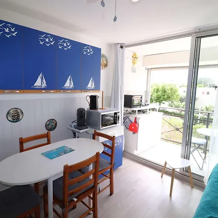 Cosy Avec Piscine Et Parking Au Grau-du-roi - Fr-1-307-287 * Le Grau-du-Roi